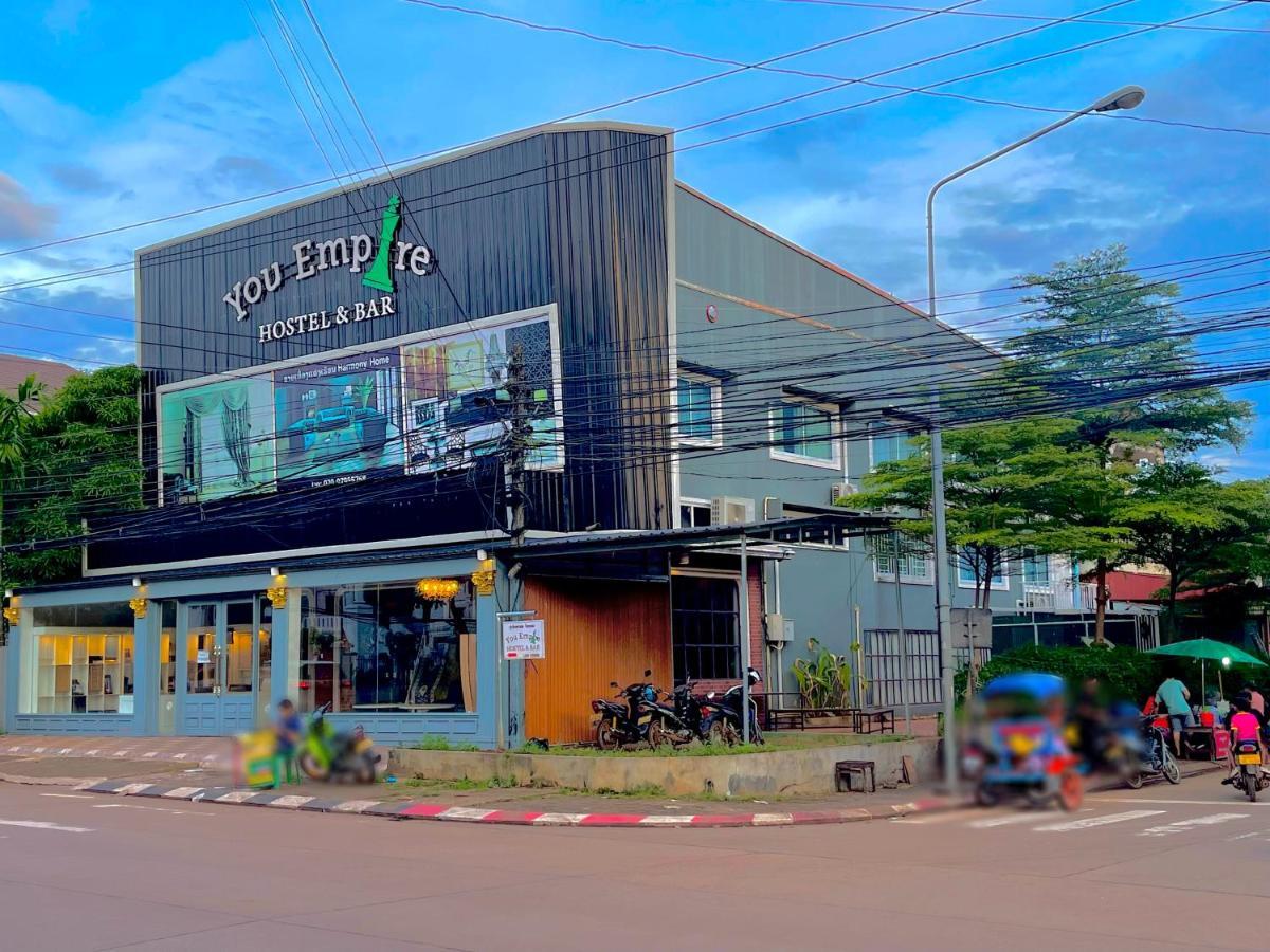 You Empire Hostel & Bar Pakse Dış mekan fotoğraf